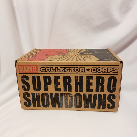 Marvel Collectors Box Unopened - Picture 3 of 9